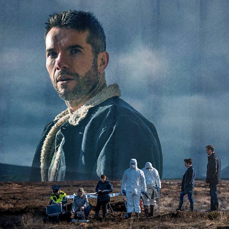 Alex Murphy stars in thrilling six-part Irish-language crime drama ‘Crá’